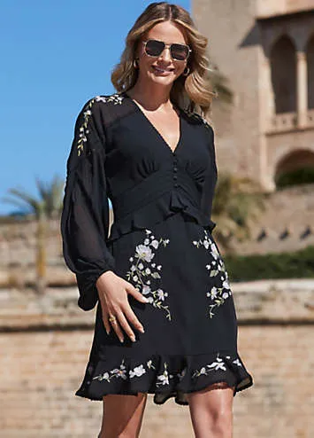 Sosandar Embroidered Floral Detail Ruffle Hem Dress | Kaleidoscope