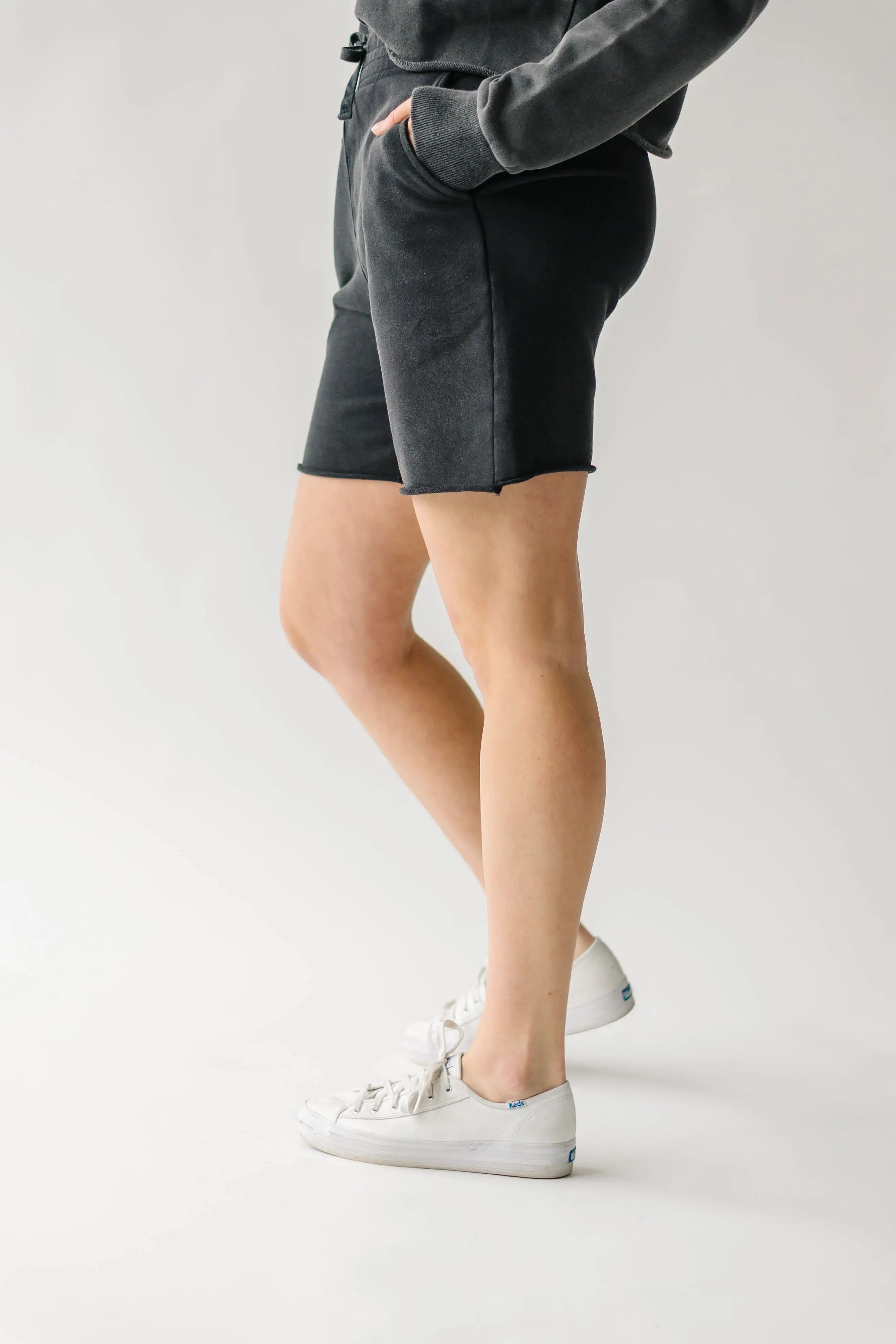 The Gretel Raw Edge Sweat-Shorts in Black