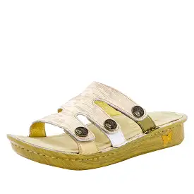 Venice Gold Your Own Way Sandal