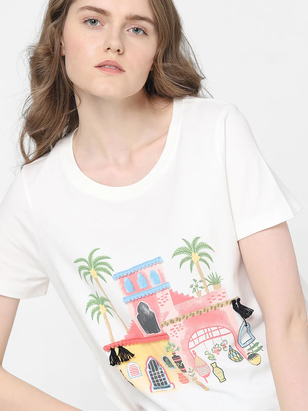 White Graphic Print T-shirt